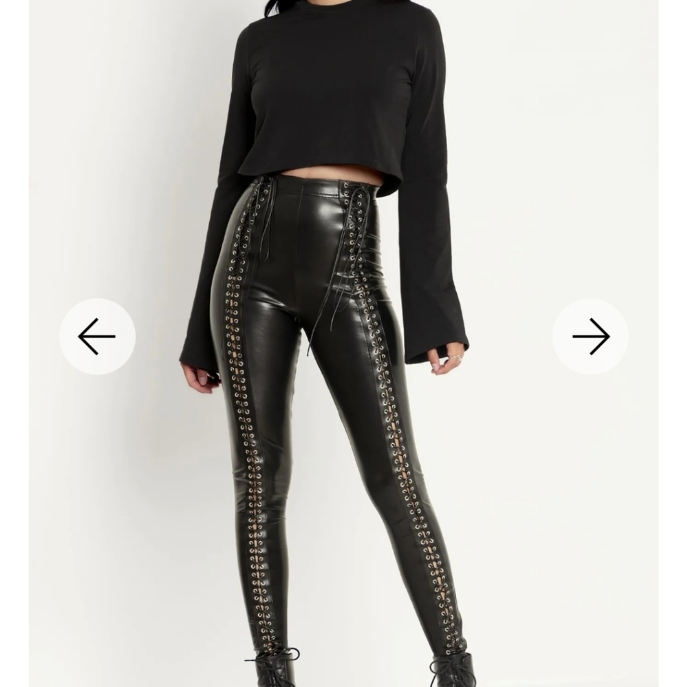 NWT Blackmilk Traveller HW Lace Up Leggings Sz Medium